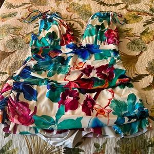 Mazu Swim - Swimsuit - Size 20W